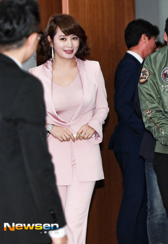 [포토엔HD] 김혜수 ‘행사장 모든 시선 집중’ (2018년 국세청 홍보대사