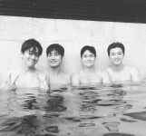 김지훈→이규한 ‘부잣집 아들’ 목욕탕 인증샷, 다들 몸매도 훈훈