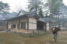 전통이 살아 숨쉬는 민속 박물관