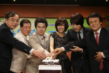 가수 시현, 휘 지구촌사랑나눔 홍보대사로 위촉