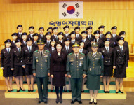 숙명여대 여성 학군사관 후보생(ROTC), 217 숙명여대 학군단 창설식 기념촬영