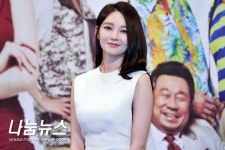 (나눔포토) 강민경, 새하얀 무결점 피부 너무 이쁘네.