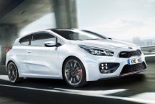 해외선 칭찬 일색인 기아차 프로 씨드 GT, 우리 나라선 왜 살 수 없을까?