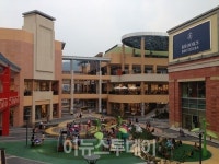 롯데 아울렛 김해점 “아울렛시장 전국 1위 눈앞”