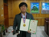 사람들 도와주는 로봇 발명하고 싶어요