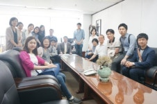 자동차정비업체서 예비 사무관 현장체험 화제