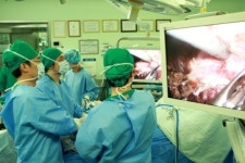서울아산병원, 고난도 복강경・로봇 간절제 수술 선도