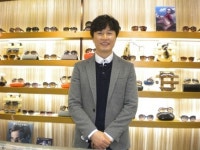 부산시 파프리카 안경 수영점 박대기 대표 넓고 쾌적한 인테리어는 기본 친절은 옵션