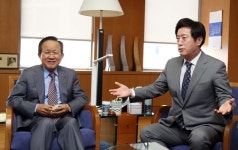 정찬민 용인시장, 기업유치 위해 일진그룹 전격 방문