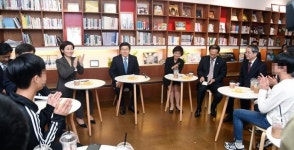 꿈 이뤄가는 이주배경 청소년들 응원합니다