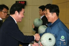전남도, 수출기업 7곳·유공자 9명 수출상