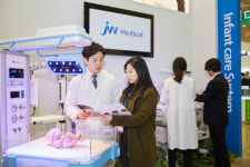 JW중외메디칼, KIMES 2016서 의료기기 대거 공개
