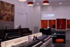 영창뮤직, 악기업계 최초 스타필드 하남 입점