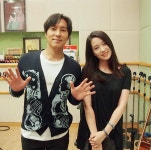 가요광장 박지윤, 김동완-조은희 찰칵… 좋은 친구 소개 받았어요