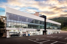 BMW 동성모터스, 사직 인증중고차 전시장 오픈 기념 경매 이벤트 실시