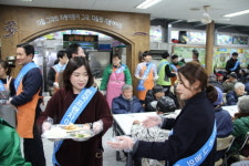 바르다김선생, 청량리 밥퍼 봉사활동에 김밥 후원