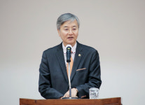 [포토] 최동규 특허청장, 변리사 실무수습생 간담회 참석