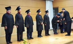 장성공공도서관, 만학도 초등 졸업생 9명 배출