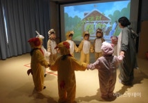 내가 동화 속으로 쏘~옥 장성공공도서관, 체험형 동화구연 운영