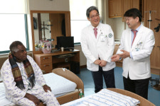 바누아투 국회의장, 고신대학교복음병원서 갑상선암 수술