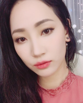 예은, 아메바컬쳐와 전속계약… '도도한 매력 뽐낸 셀카 눈길'