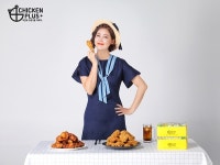 ‘치킨플러스’, 가수 솔비 전속모델 선정