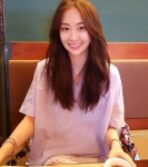 언니는 살아있다 다솜, 핑크 블라우스 입고 환한 미소… 이지훈이 빠진 상큼함♥