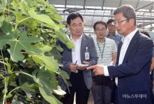 [포토]전라남도농업기술원과수연구소 찾은 김갑섭 권한대행