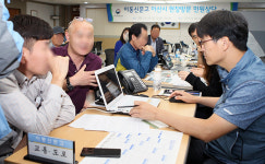 [포토] 권익위, 아산지역 찾아가는 이동신문고 운영