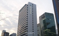[단독] 한국화장품의 더샘인터내셔널도 미투, 성폭력에 늑장대응 논란