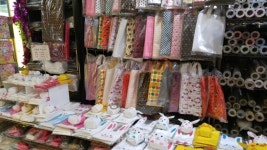 [르포] 폐비닐 직격탄 맞은 남대문 시장 가보니…