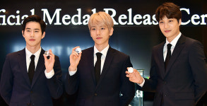 엑소(EXO) 공식 기념메달나왔다