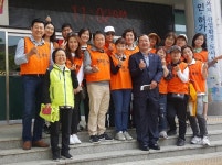 남양주시 호평평내행정복지센터, 독거 어르신들과 즐거운 봄나들이 실시