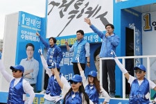 염태영 수원시장 후보, 망포사거리 아침인사