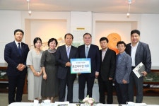 이개호 농식품부 장관, 추석을 맞아 이웃사랑 실천