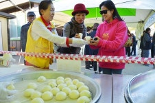 안흥찐빵축제 개막…‘정성깃든 추억의 맛’