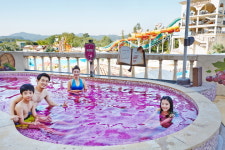 가족여행 인기만점 ‘뜨끈한 온수풀’ 딸린 호텔 3