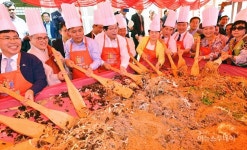 캄보디아 수원마을 수원중고교 개교 2주년 기념행사