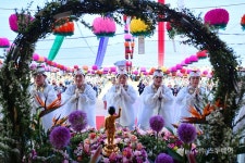 신흥사 부처님 오신날 봉축법요식