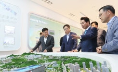 백군기 용인시장, 삼성전자 기흥 캠퍼스 방문 투자 당부