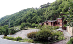 산속에서 즐기는 피서…민주지산 자연휴양림 인기