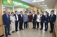 수원시의회, 권선구 치매안심센터 개소 환영