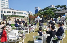 [포토] 목재와 사랑에 빠지다