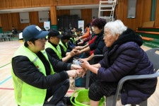 광양제철소 임직원, 새해 맞이 자매마을 봉사활동