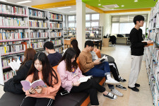 정선교육도서관, 책과 함께하는 감성 공간으로 새 단장