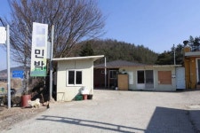 모빌리티 이어 민박까지 손대는 정부…청년 창업, 길 잃었다