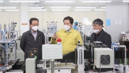 백군기 용인시장, 착한 마스크 업체 상공양행 방문 격려