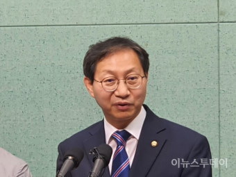 더불어민주당 전북도당 위원장에 김성주의원 선출