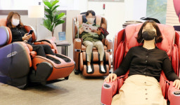 롯데백화점 대전점 명절 피로 안마의자로 힐링하세요