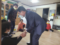 권오봉 여수시장, 광림동 내동 경로당 방문
